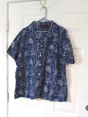 Quizz Woman & Co Blue Bandana Paisley Shirt Sz 22 Pocket Short Sleeve Button Up